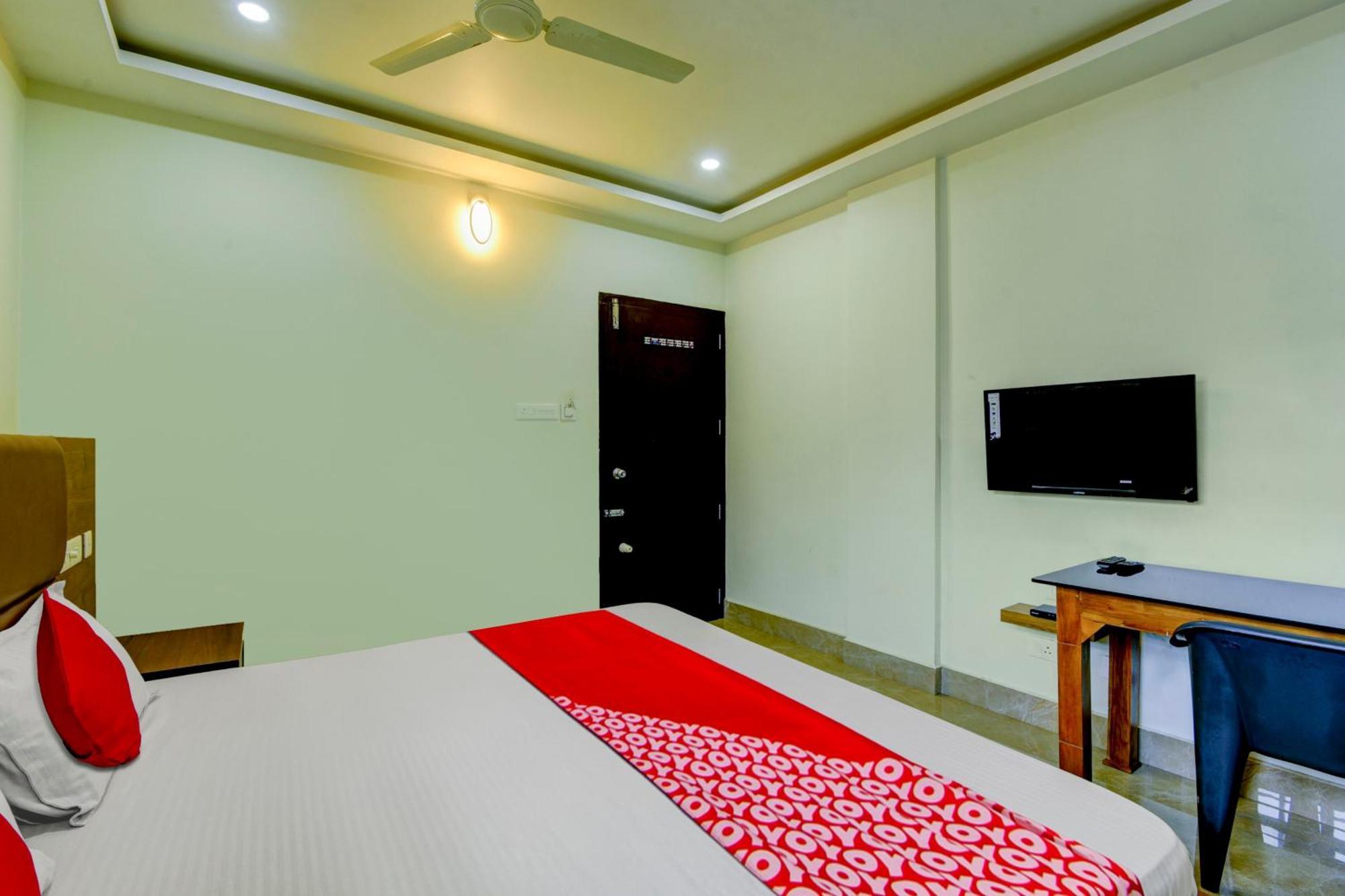 Hotel O Royal Tower Lodge Etakkare Bagian luar foto