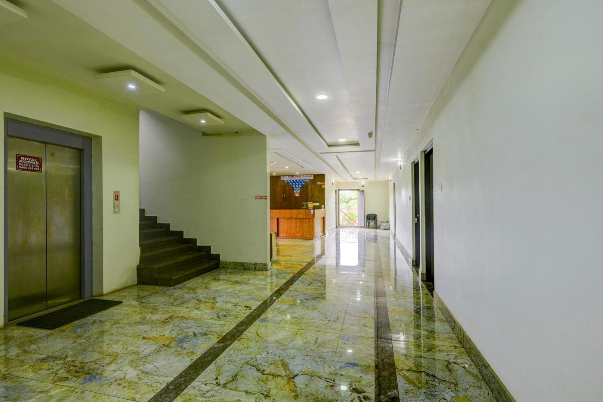 Hotel O Royal Tower Lodge Etakkare Bagian luar foto