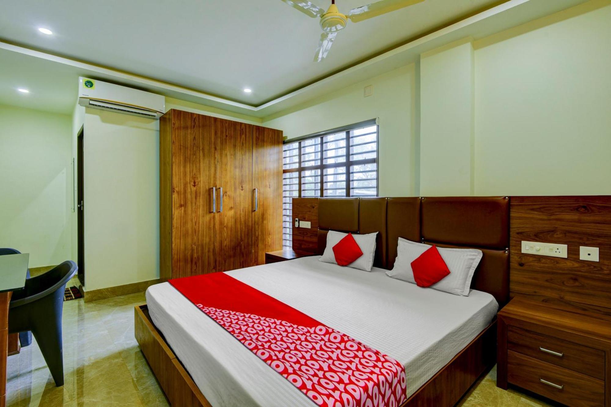 Hotel O Royal Tower Lodge Etakkare Bagian luar foto
